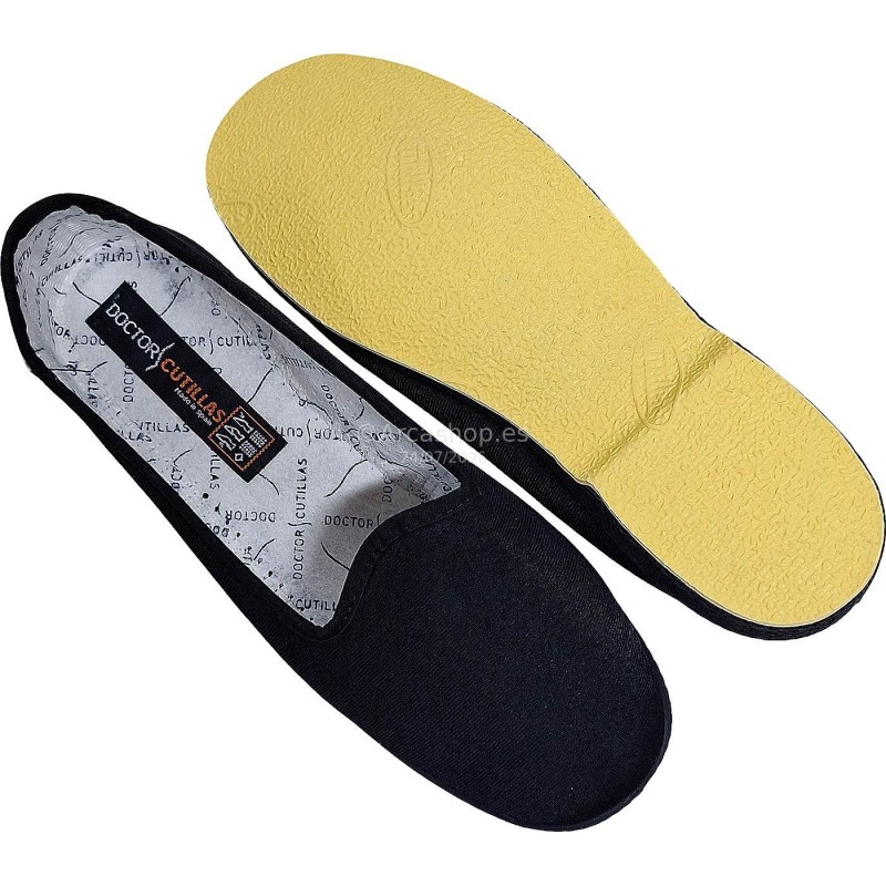  ZAPATILLA SRA. MOD. 411 NEGRO — Color 411 cutilllas: N 39 . Foto Calzado © Arcashop.es. 