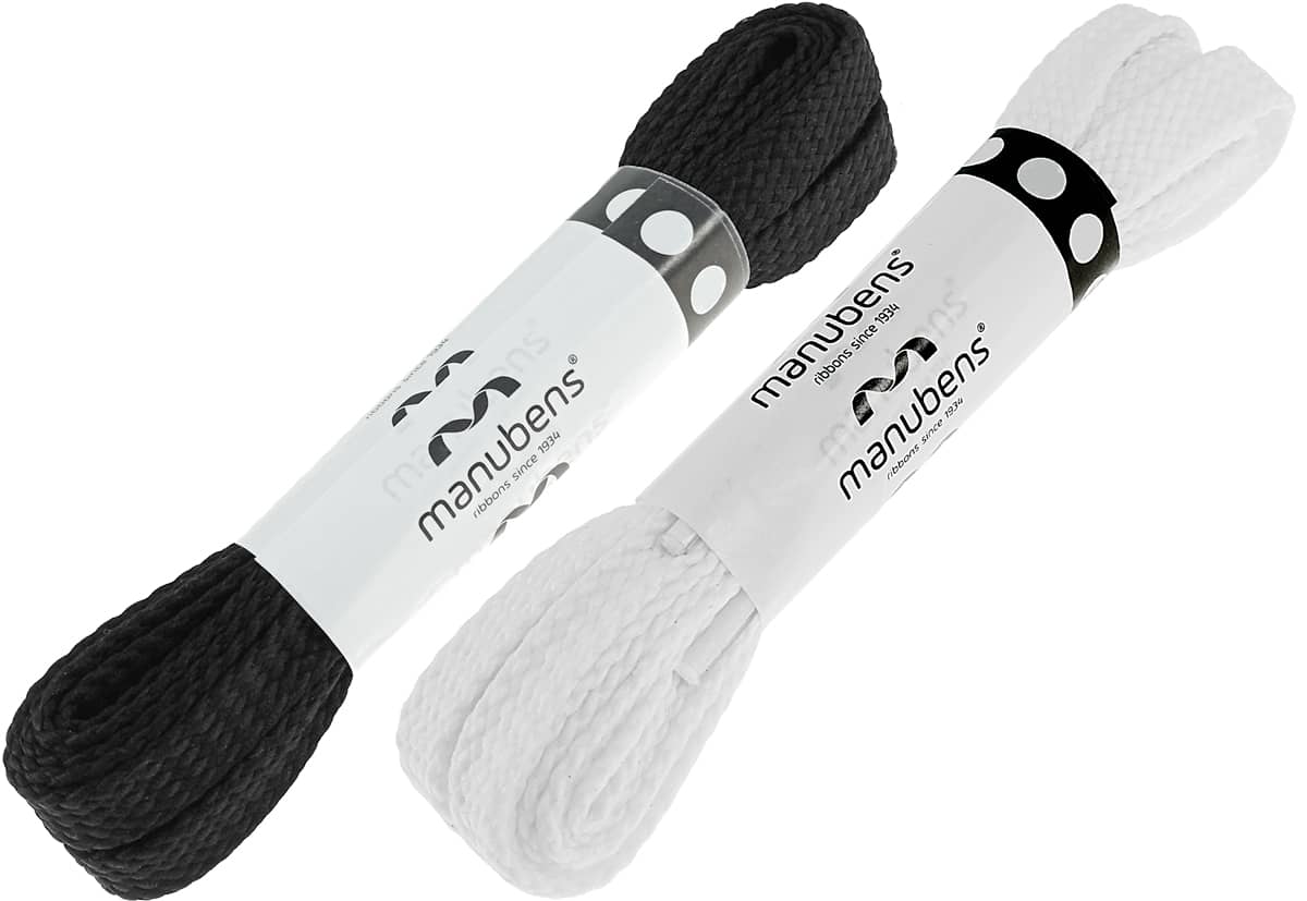 Cordón Plano Blanco para Calzado Deportivo (botines y botas), manubens. Y Cordón Plano Negro.